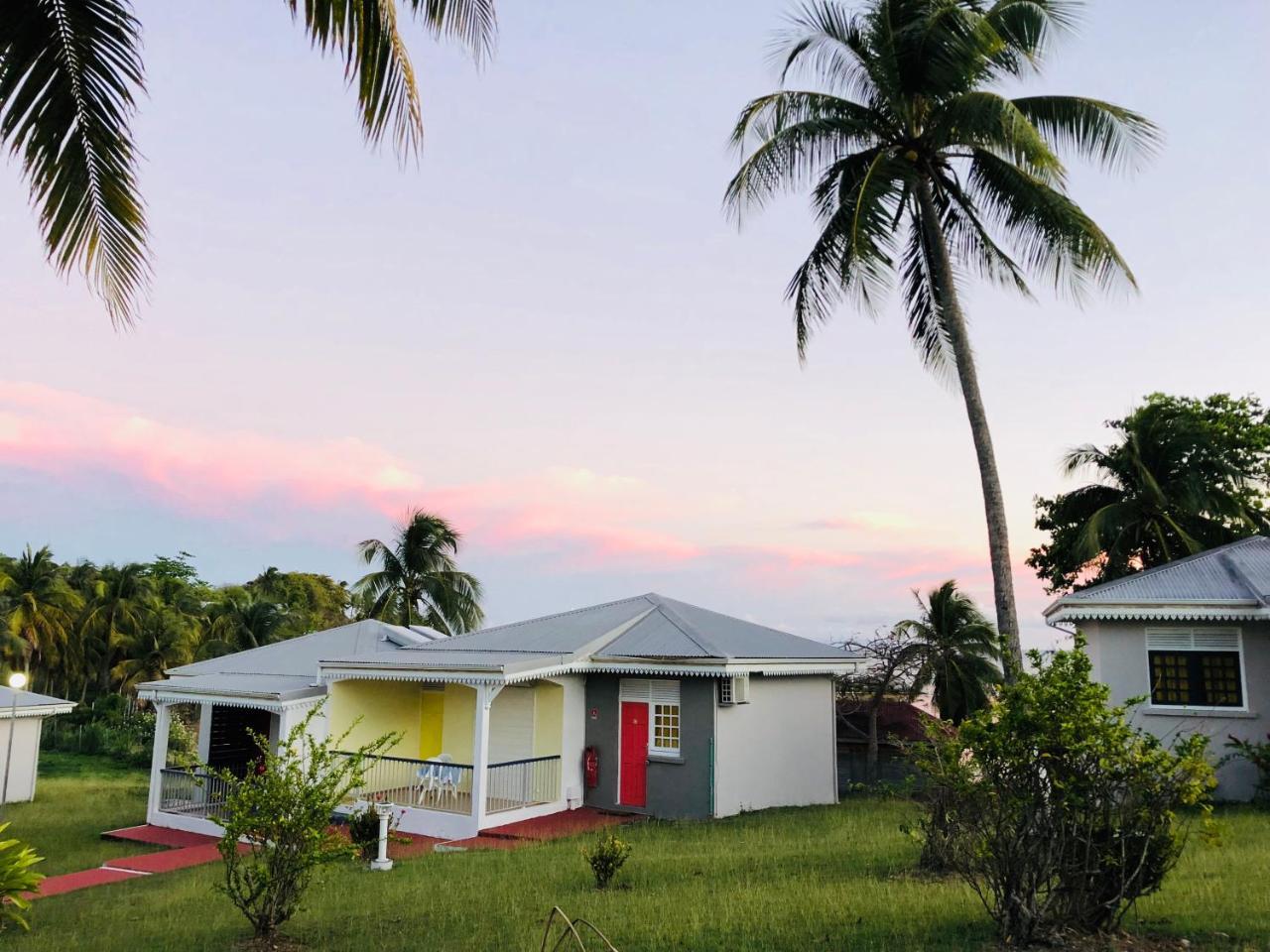 Le Gligli Bed & Breakfast Le Gosier  Exterior photo
